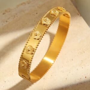 New Gold Luxury Designer Style Bangle Bracelet